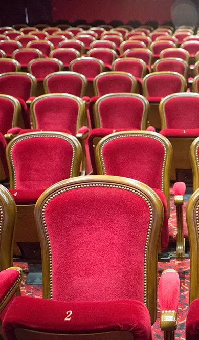 Séminaires de direction, comités restreints, offsites exclusifs
.